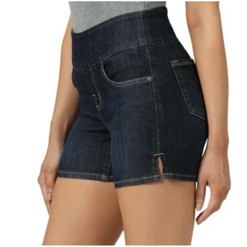 Rock & Republic Fever Pull On Denim Shorts Dark Wash Indigo Size 6 10RFA0604